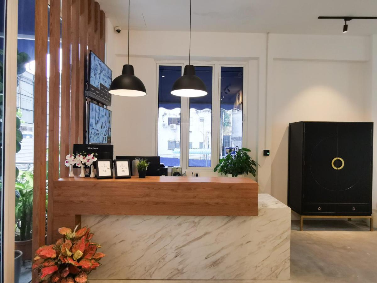 Attrus Bed & Breakfast Джохор Бахру Екстериор снимка